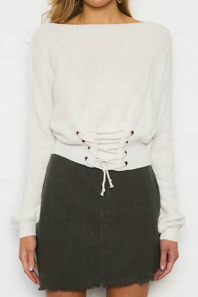 Pull-over en tricot court pour femmes avec détail lacé Chic und Stil