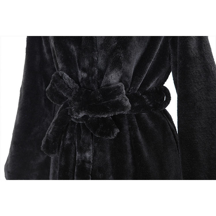 Dame à carreaux avec capuche et ceinture Chic und Stil