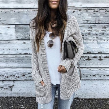 Chunky knitted cardigan for women with large pockets and open front Chic und Still