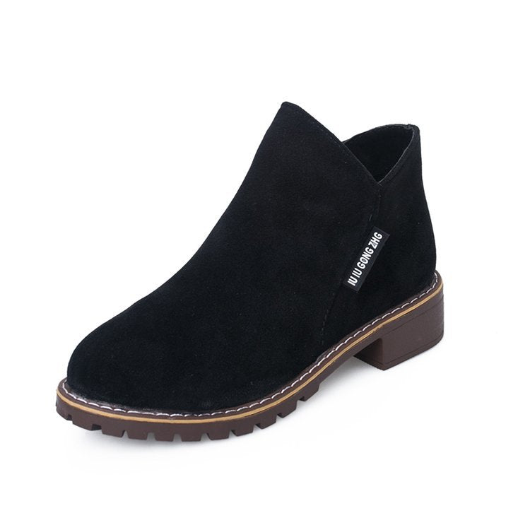 Bottines pour femmes en daim doux avec un talon bloc stable Chic und Stil