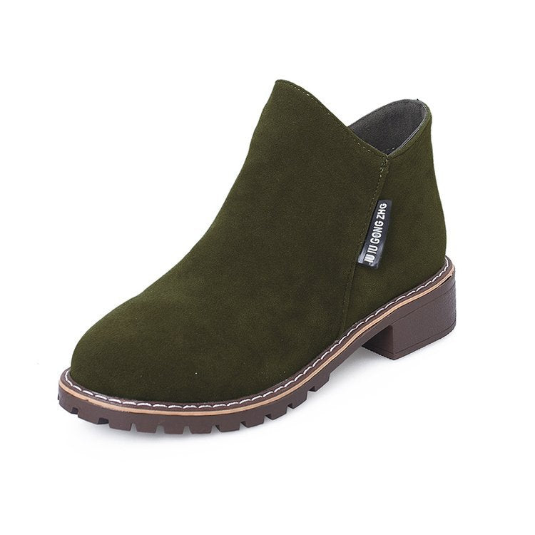 Bottines pour femmes en daim doux avec un talon bloc stable Chic und Stil