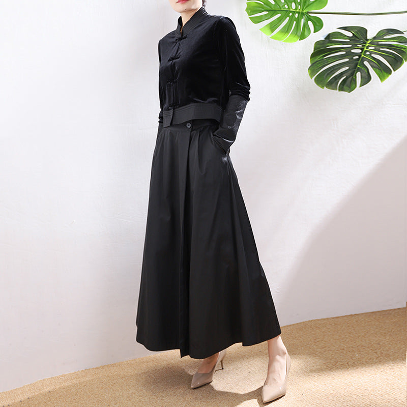 Veste courte en velours pour femmes avec fermeture décorative Chic und Stil