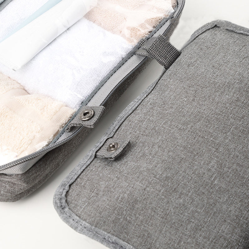 Chic and Style | Perfect for Travel - Women's Toiletry Bag with Hanging Hook