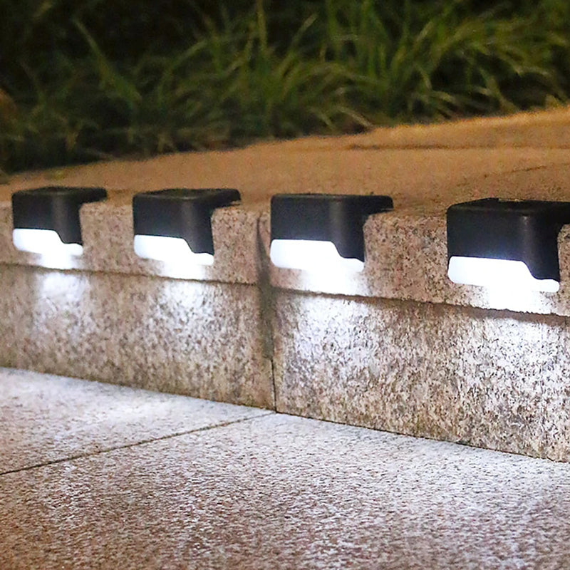 Chic and Style | Waterproof Solar Stair Lights for Outdoor Use (4 Pieces)