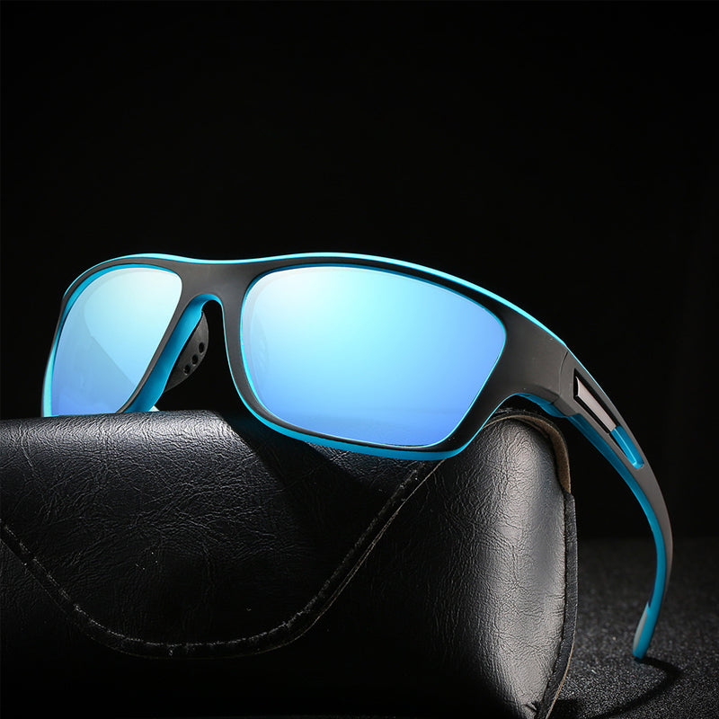 Chic and Style | Outdoor sports glasses with anti-glare polarized lenses