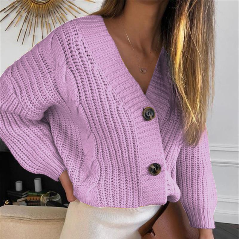 Chunky knit cardigan for women with deep V-neck and button details Chic und Stil