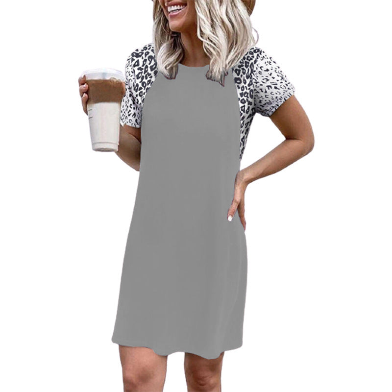 Robe décontractée pour femmes avec un motif animal Chic und Stil