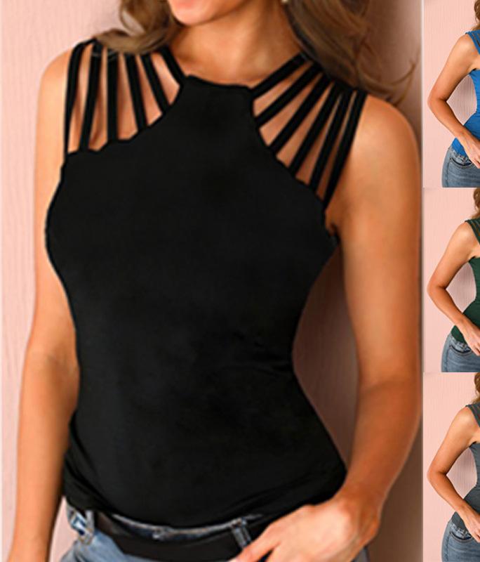 Sleeveless top for women with fitted cut made of high-quality material Chic und Stil