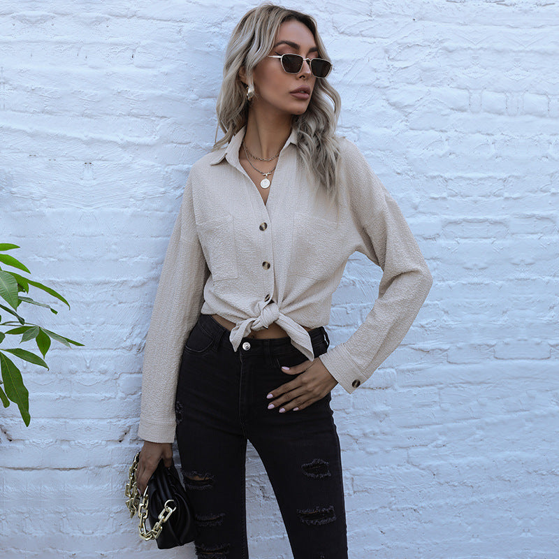 Blouse décontractée pour femmes avec design frontal à boutons et fermeture à nœud Chic und Stil
