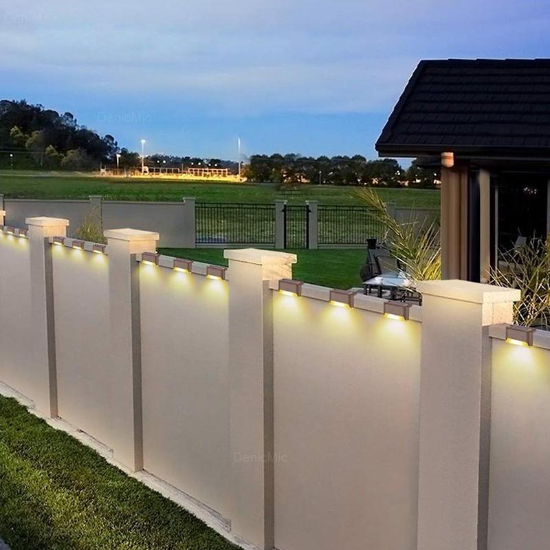 Chic and Style | Waterproof Solar Stair Lights for Outdoor Use (4 Pieces)