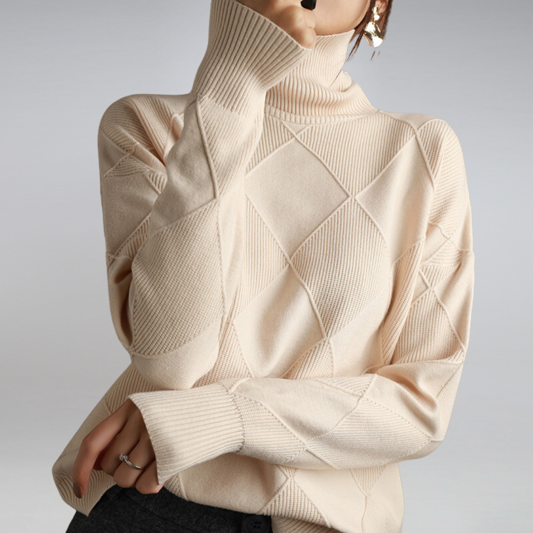 Chic and stylish | Comfortable women's turtleneck sweater