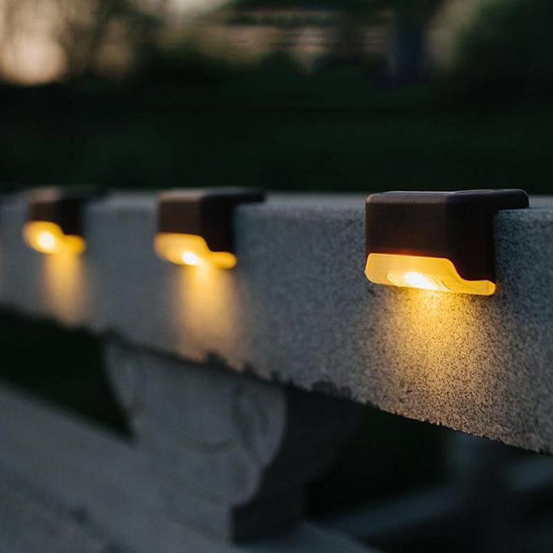 Chic and Style | Waterproof Solar Stair Lights for Outdoor Use (4 Pieces)