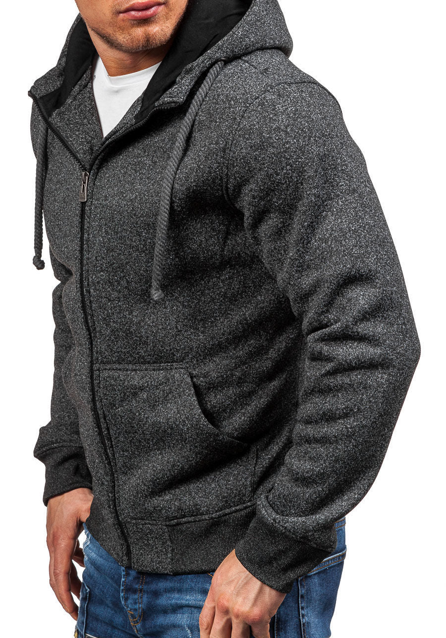 Veste à capuche pour hommes avec fermeture éclair moderne et poches latérales pratiques Chic und Stil
