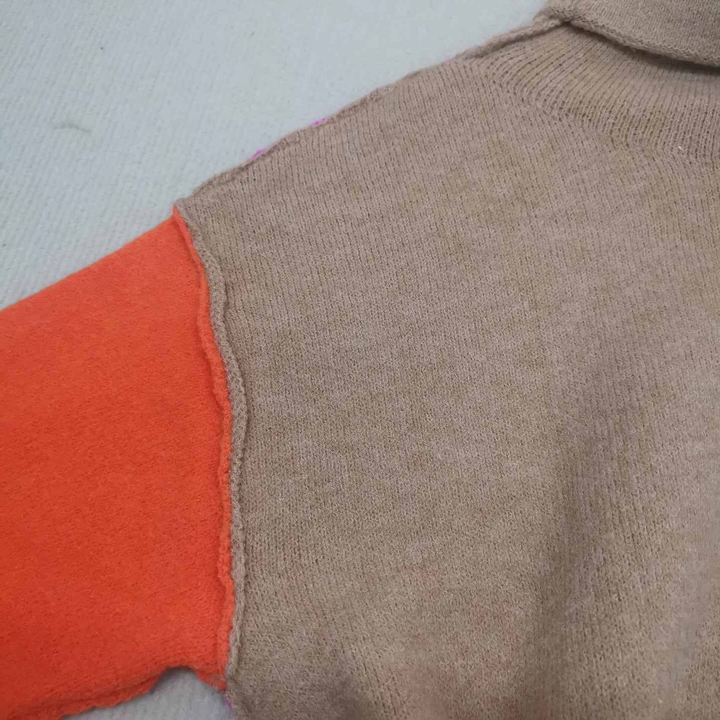 Chic und Stil - Pull à blocs de couleurs époustouflant