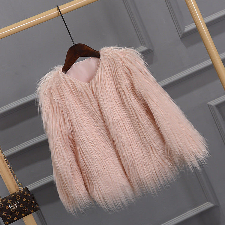 Veste en fausse fourrure féminine à coupe volumineuse Chic und Stil