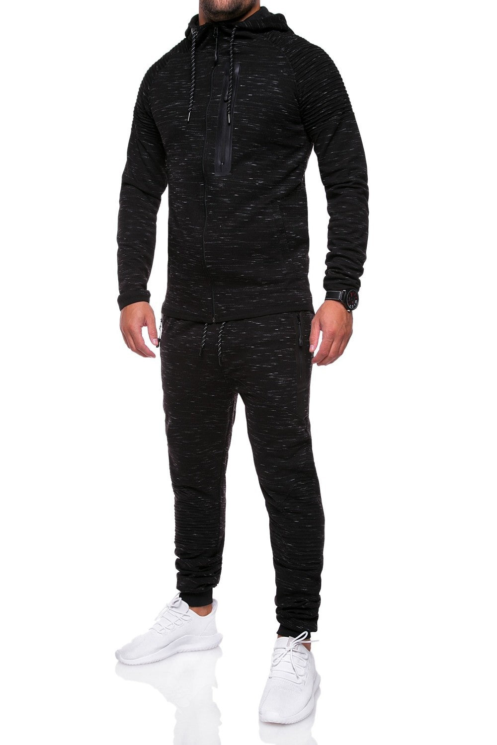 Costume de sport pour hommes avec inserts respirants et fermeture éclair moderne Chic und Stil