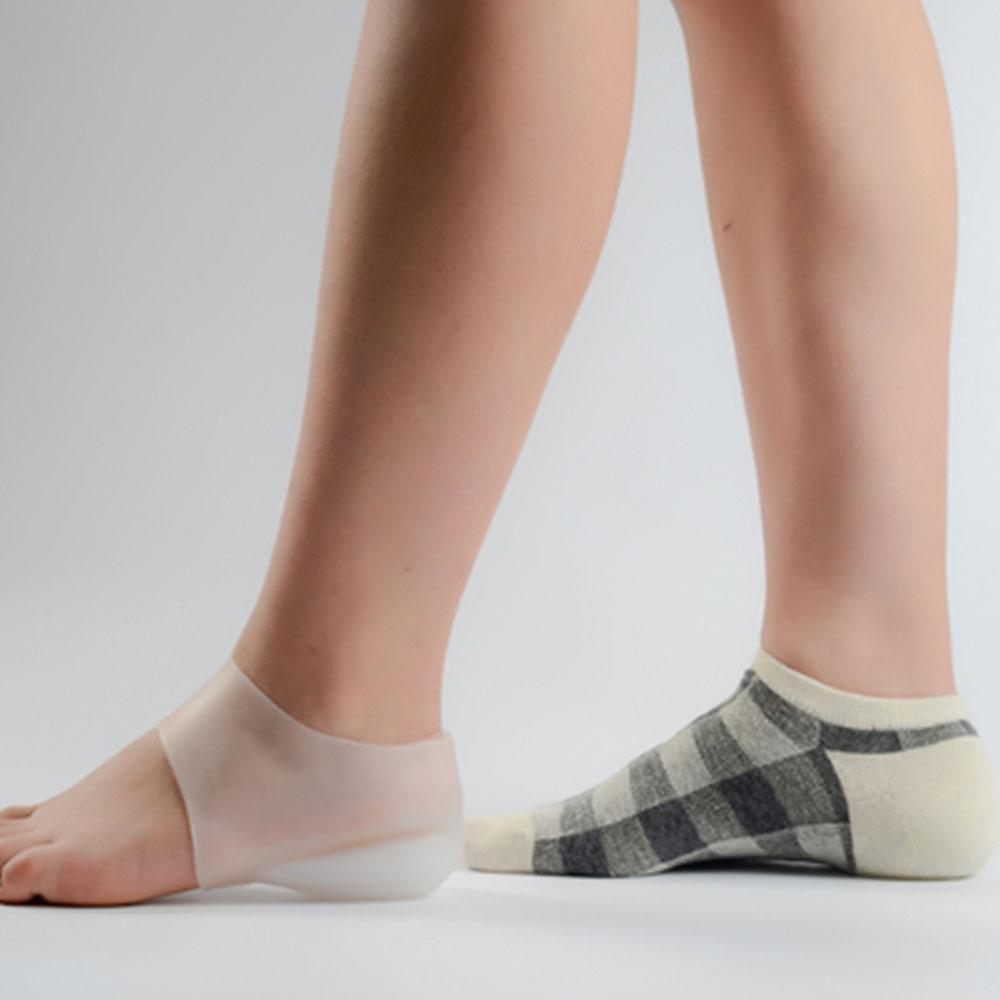 Chic and Style | Highly magnified raised soles