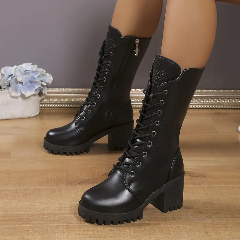 Chic und Stil | Women's Lace-up Combat Boots