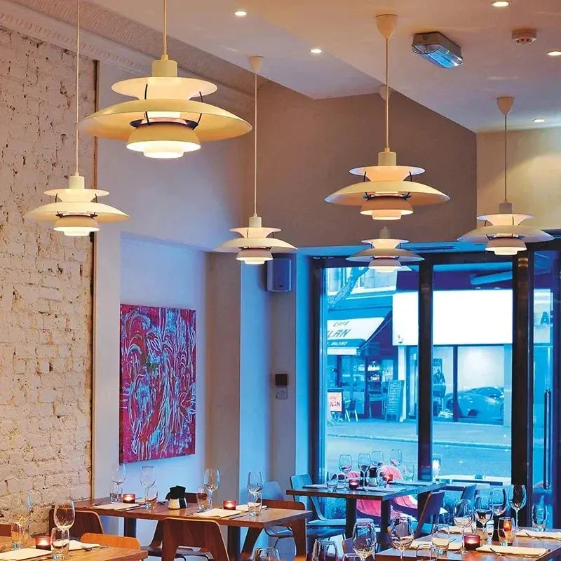 Lampe de Plafond Luxe pour Intérieurs Modernes et Classiques-Plafonniers-ChicUndStil