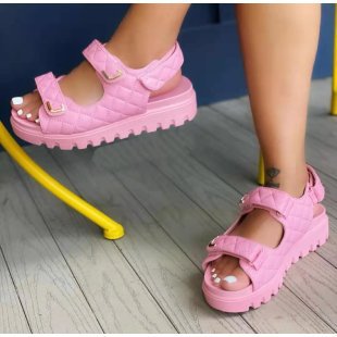 Sandales à bride pour femmes avec semelle rembourrée et design réglable Chic und Stil
