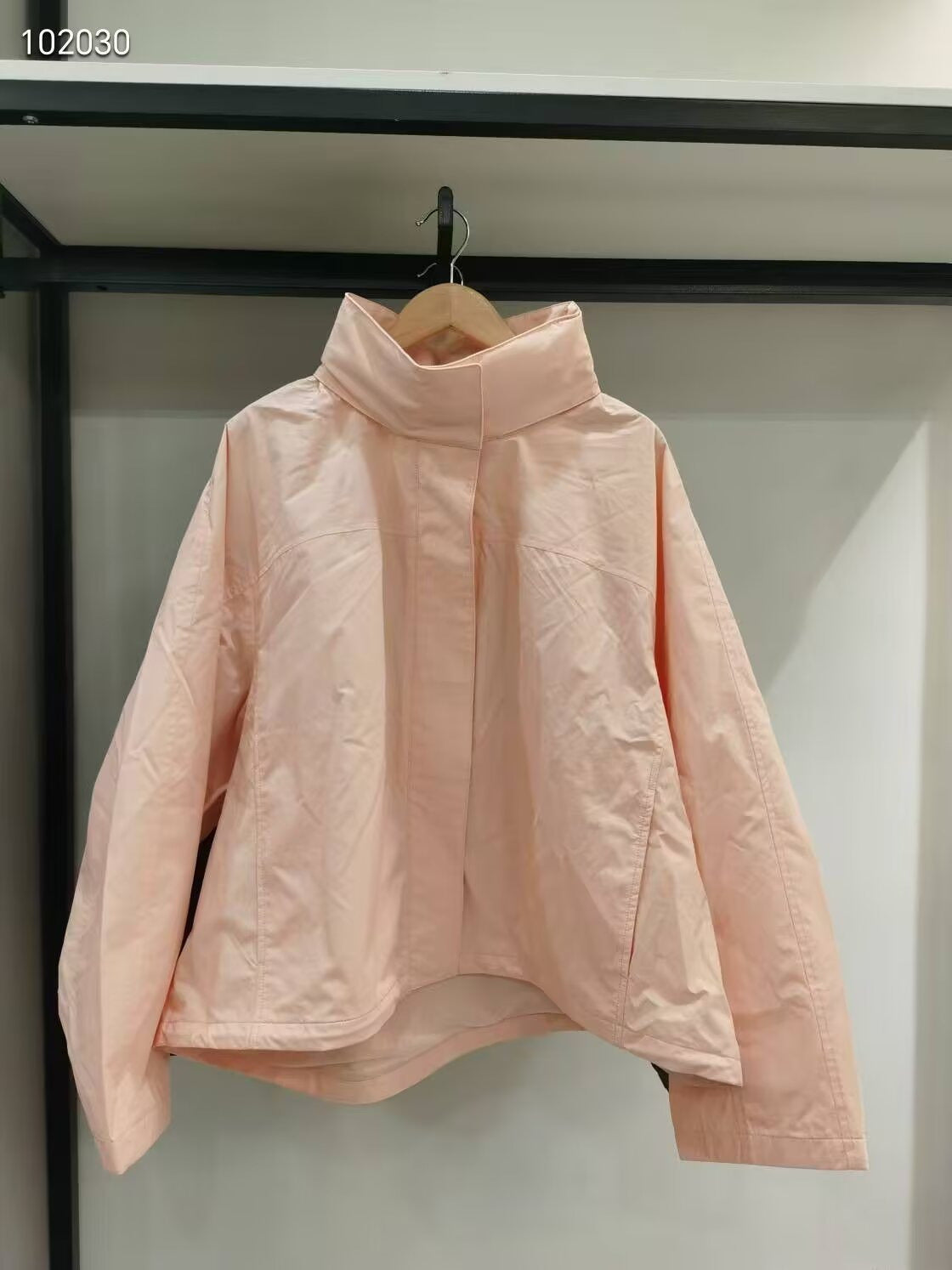 Veste de transition légère pour femmes avec col haut Chic & Stil