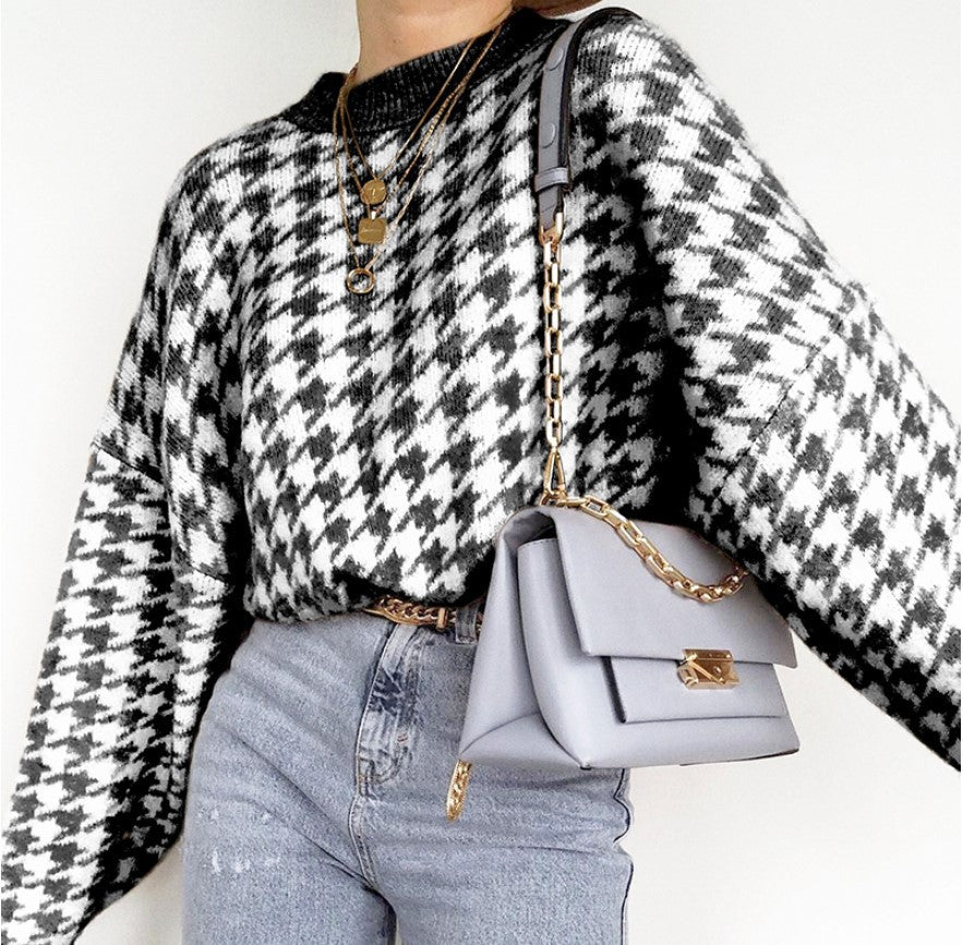 Pull oversized en maille pour femmes avec un motif pied-de-poule moderne et une coupe décontractée Chic und Stil