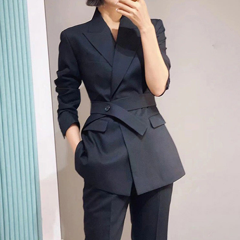 Blazer ajusté ceinturé pour femmes Chic und Stil 1750846960
