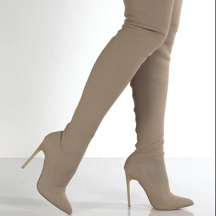 Bottes dames au genou avec un élégant talon et une structure en tricot de haute qualité Chic und Stil