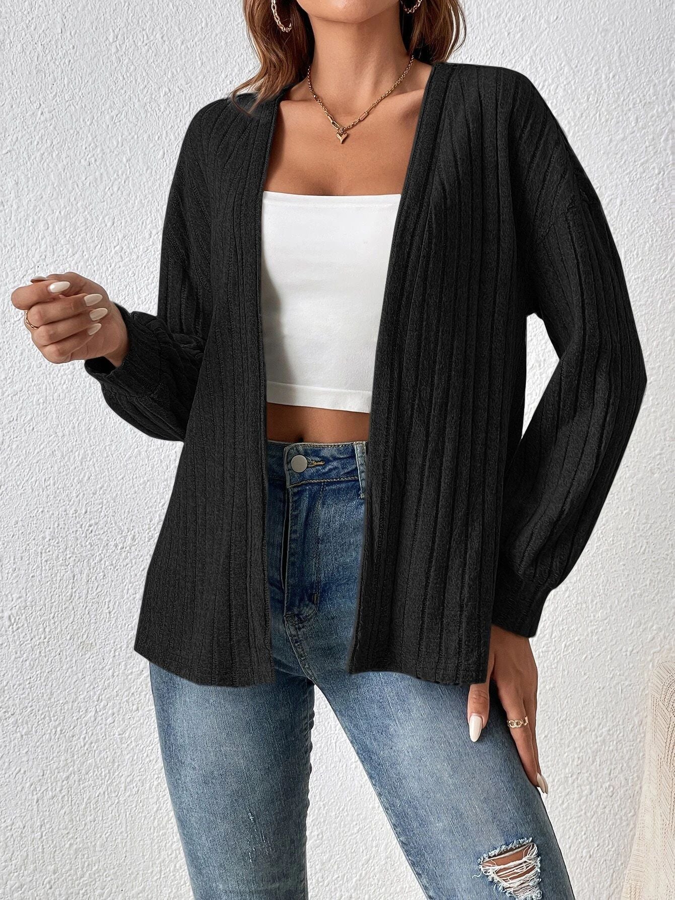 Veste en tricot pour femmes avec surface structurée et manches longues Chic und Stil