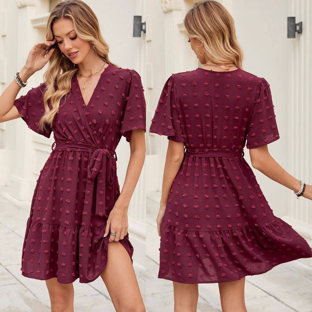 Robe portefeuille femme à décolleté en V avec ceinture à la taille et tissu texturé Chic und Stil