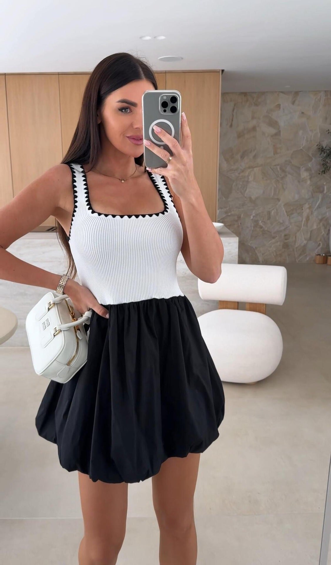 Robe mini en twill à manches bouffantes Chic und Stil