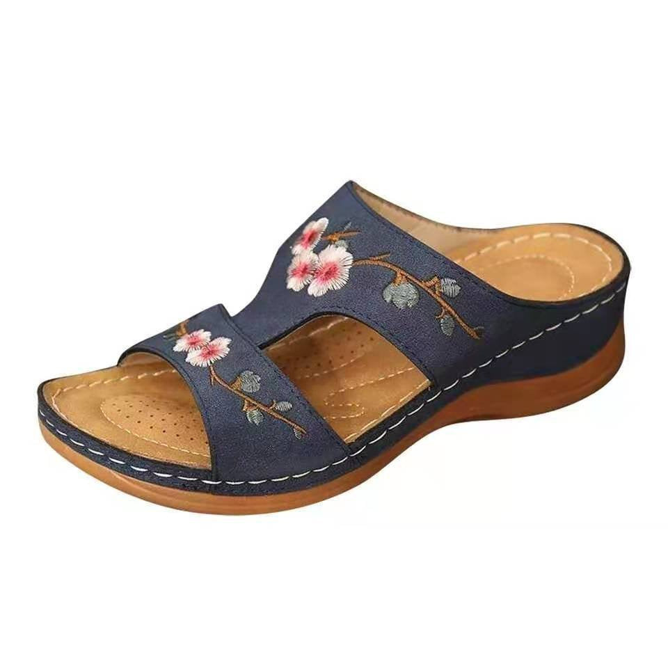 Sandales confortables pour femmes avec broderies florales Chic und Stil