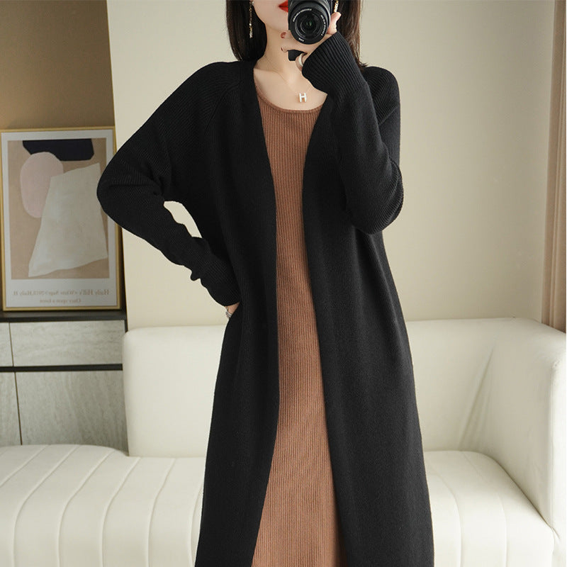 Casual knitted cardigan for women with open stitches and a relaxed fit Chic und Stil