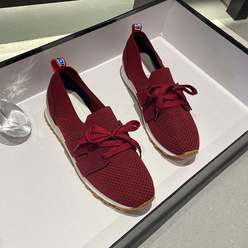 Baskets de sport pour femmes avec un dessus en tricot respirant et des accents élastiques Chic und Stil