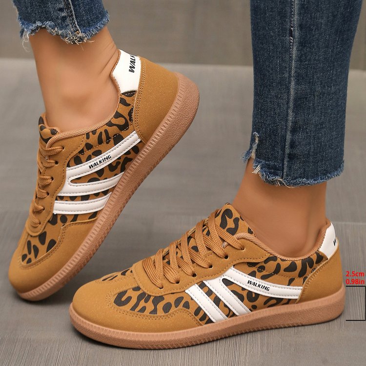Baskets scintillantes pour dames avec une tige à la mode et une semelle confortable Chic und Stil