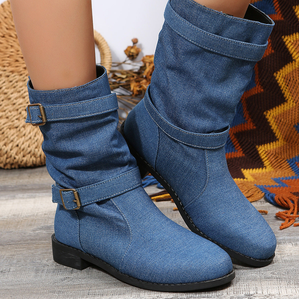 Bottines femmes avec design plissé à la mode et sangle réglable Chic und Stil