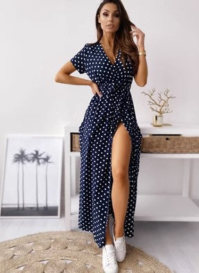 Robe maxi à pois pour femmes avec fente latérale Chic und Stil