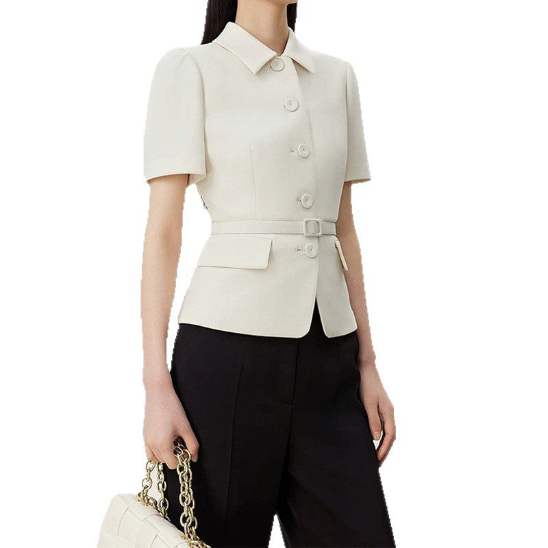 Veste cintrée à manches courtes pour femmes avec ceinture Chic und Stil