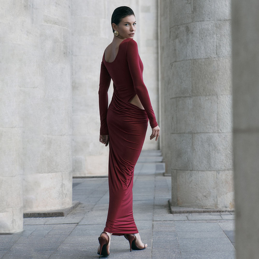 Robe maxi ajustée pour femmes avec un élément de drapé innovant Chic und Stil