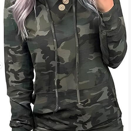 Pull à capuche décontracté pour femmes avec détails de boutons et motif camouflage moderne Chic und Stil