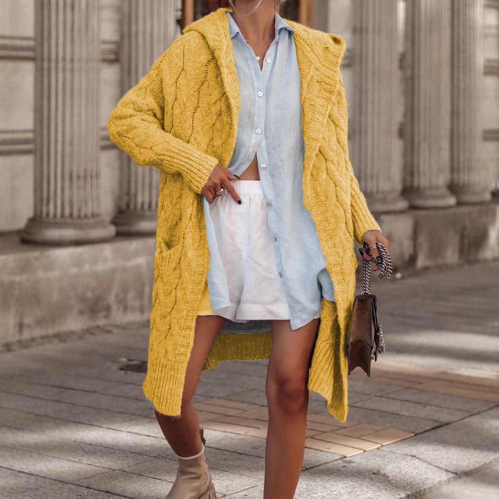 Cardigan en maille épaisse pour femmes avec coupe ouverte et capuche Chic und Stil