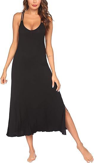 Robe maxi aérienne pour femmes avec des bretelles spaghetti fines et des fentes latérales Chic und Stil