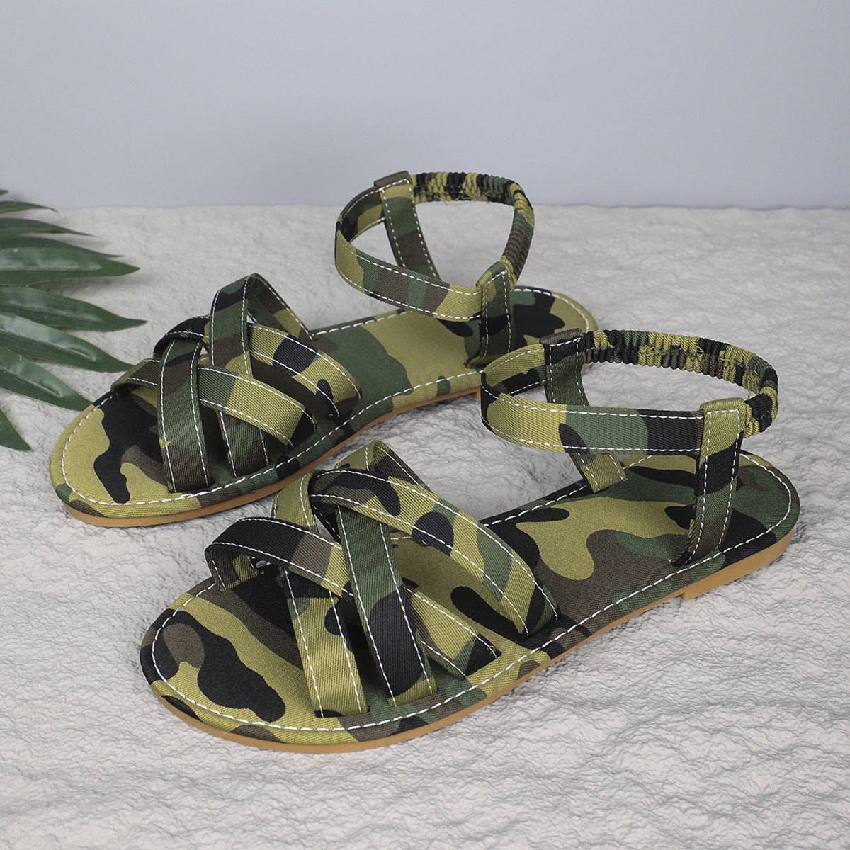 Sandales à lanières confortables pour dames avec semelle flexible Chic und Stil