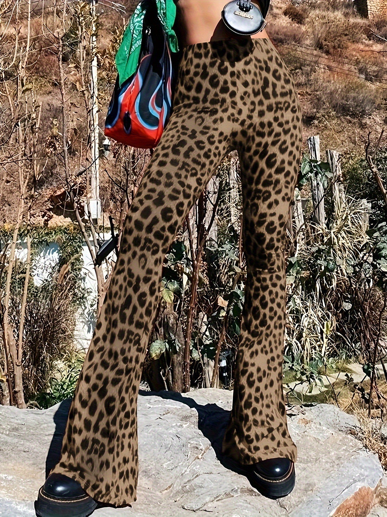 Chic and Stylish Women's Leopard Print Flared Pants