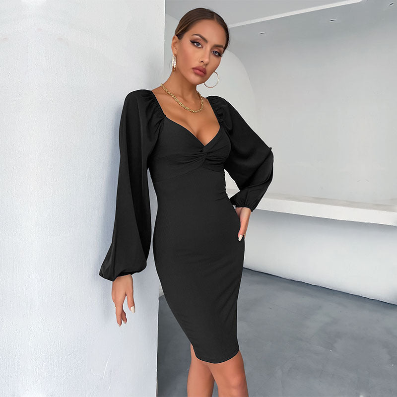 Robe ajustée pour dames avec des manches bouffantes et des fronces Chic und Stil