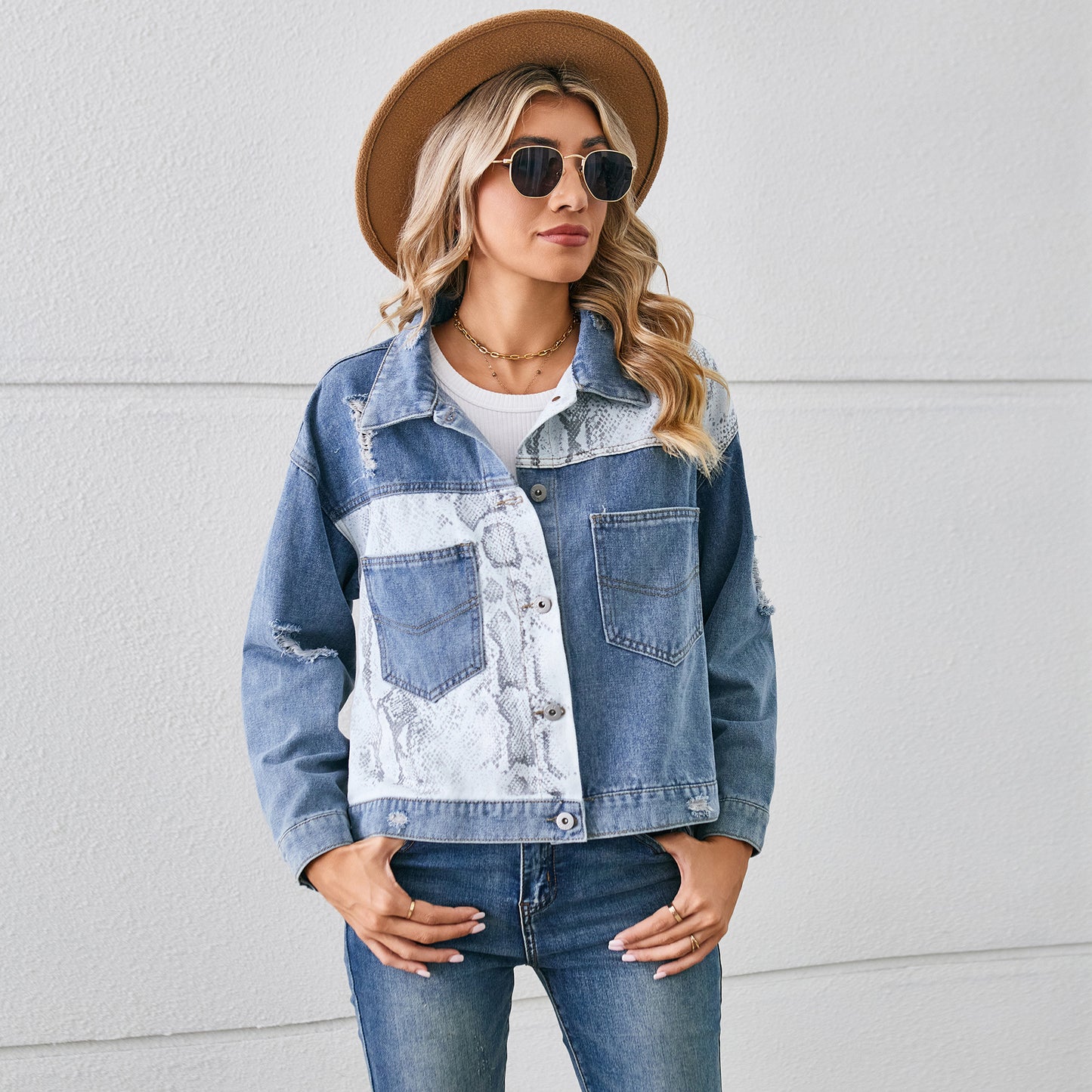 Veste en jean pour femmes avec un mélange moderne d'accents classiques et tendance Chic und Stil