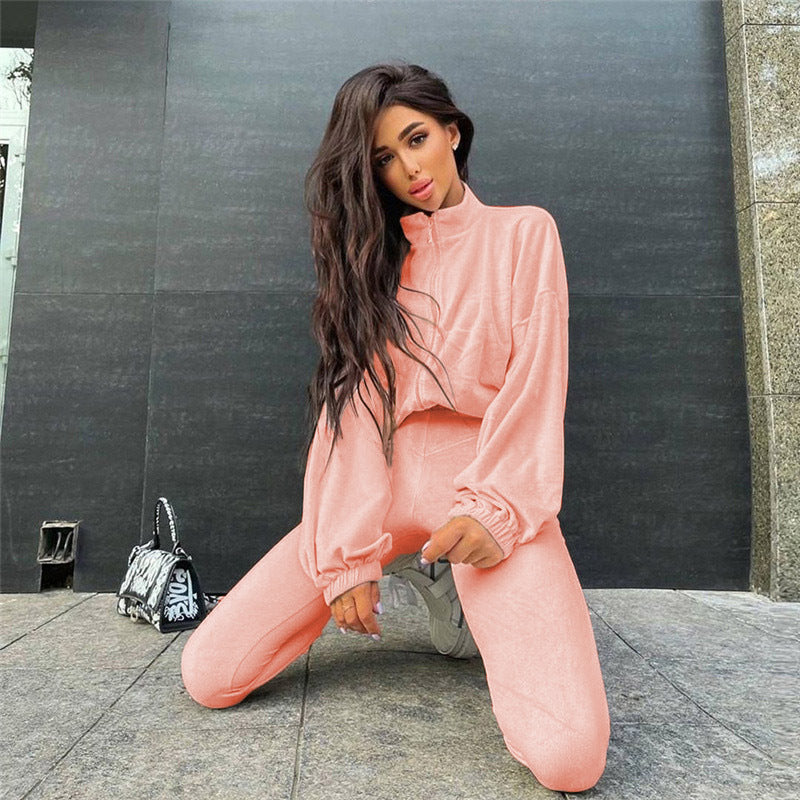 Vêtements de sport pour femmes avec col montant et taille élastique Chic und Stil