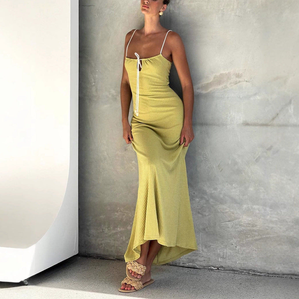Robe maxi pour femmes avec un délicat design en côtes et un décolleté ajustable Chic und Stil