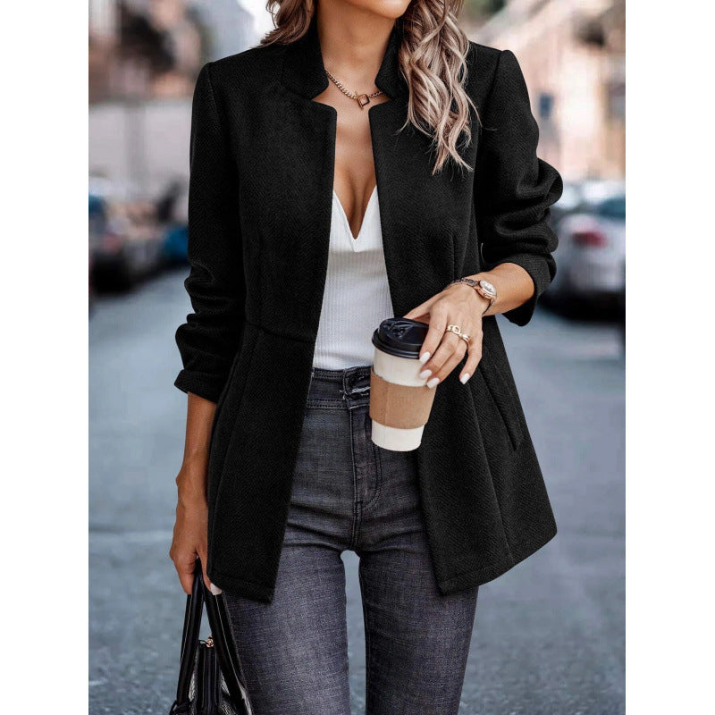 Blazer tendance matelassé pour femmes avec coupe décontractée et forme de col élégante Chic und Stil
