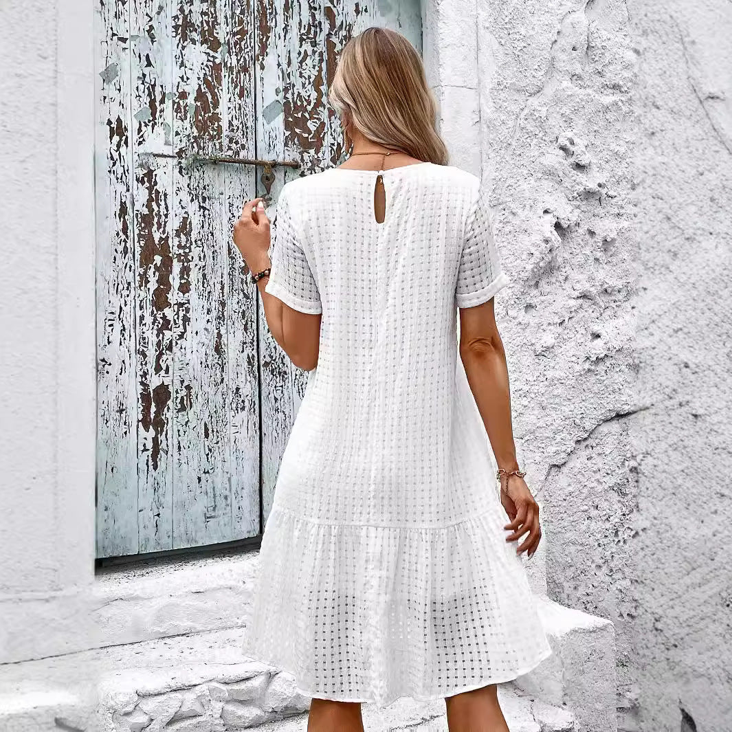 Robe d'été pour femmes avec bordure en volants et tissu léger Chic und Stil